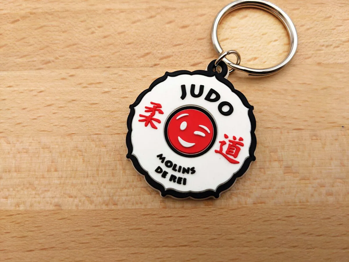 Llavero de PVC redondo de club de judo