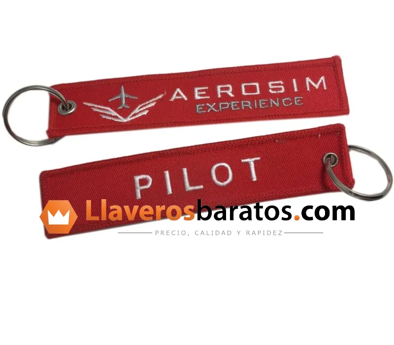 Llavero de tela bordado rojo con texto piloto